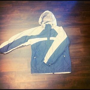 Columbia women’s waterproof/rain jacket